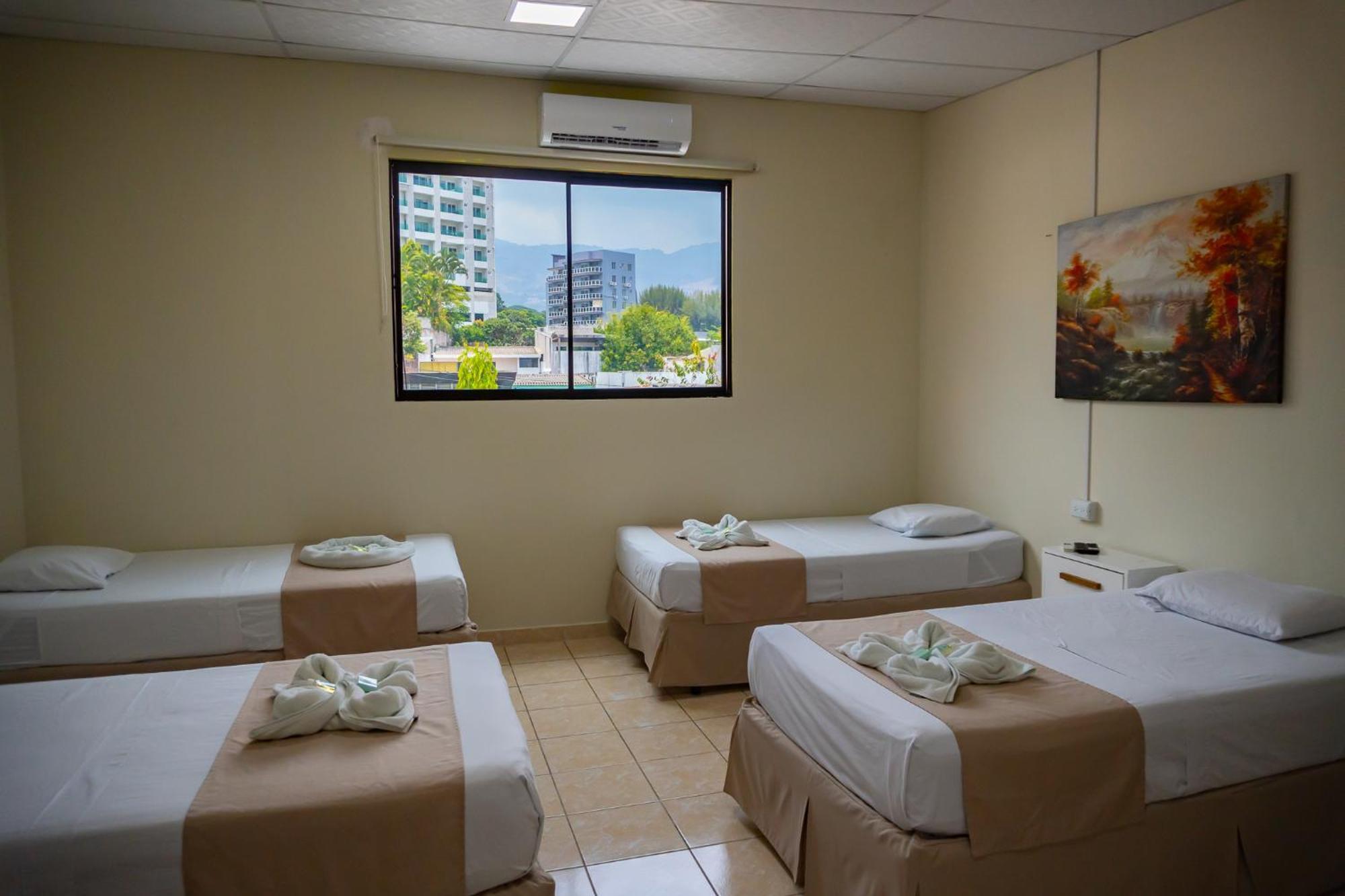 Hotel La Capilla - Suites & Apartments San Benito ซานซัลวาดอร์ ภายนอก รูปภาพ